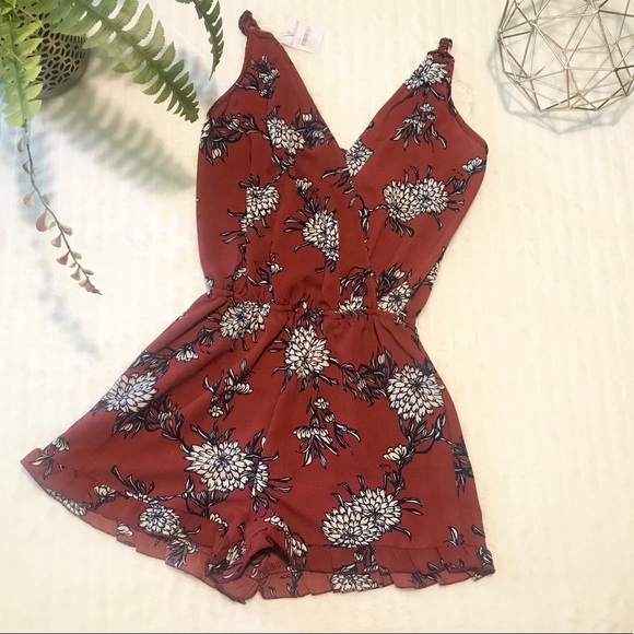 NWT❤️Nordstrom’s Mimi Chica Print Surplice Romper - Picture 4 of 8